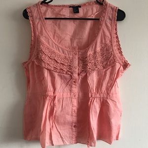 H&M crochet cotton top. NWOT. Size 16.